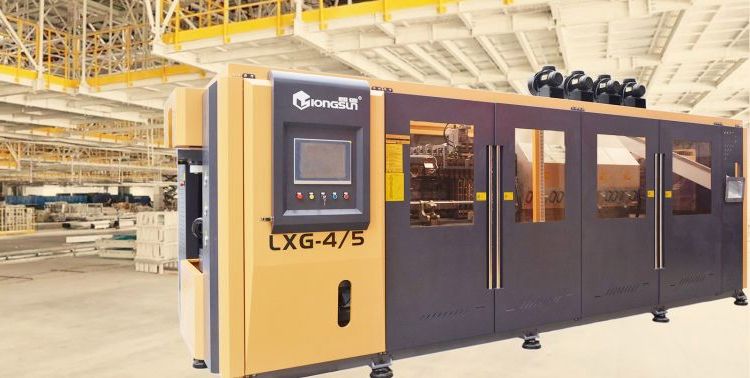 Fully automatic high-speed PET bottle blowing machine LXG-4/5