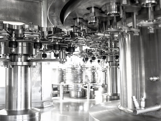 Blowing-Filling-Capping Combiblock 