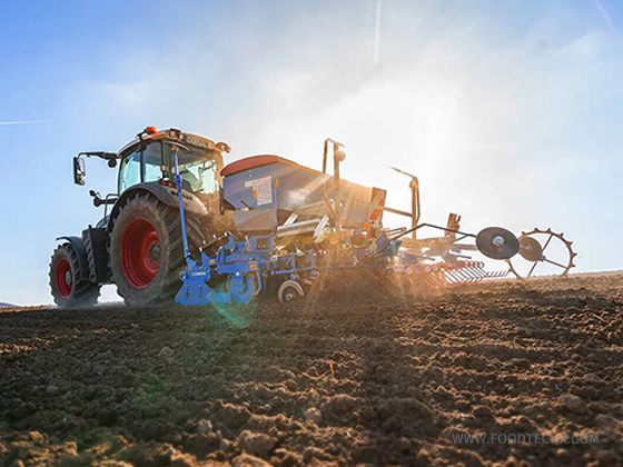 Mechanical seed drills ---	Saphir 9/300