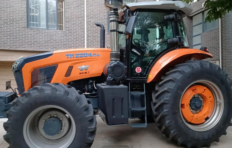 YX2204-N(G4) High adaptability powerful wheeled tractor
