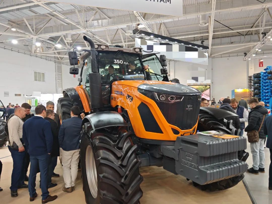 YX3504-8HEV agricultural tractor