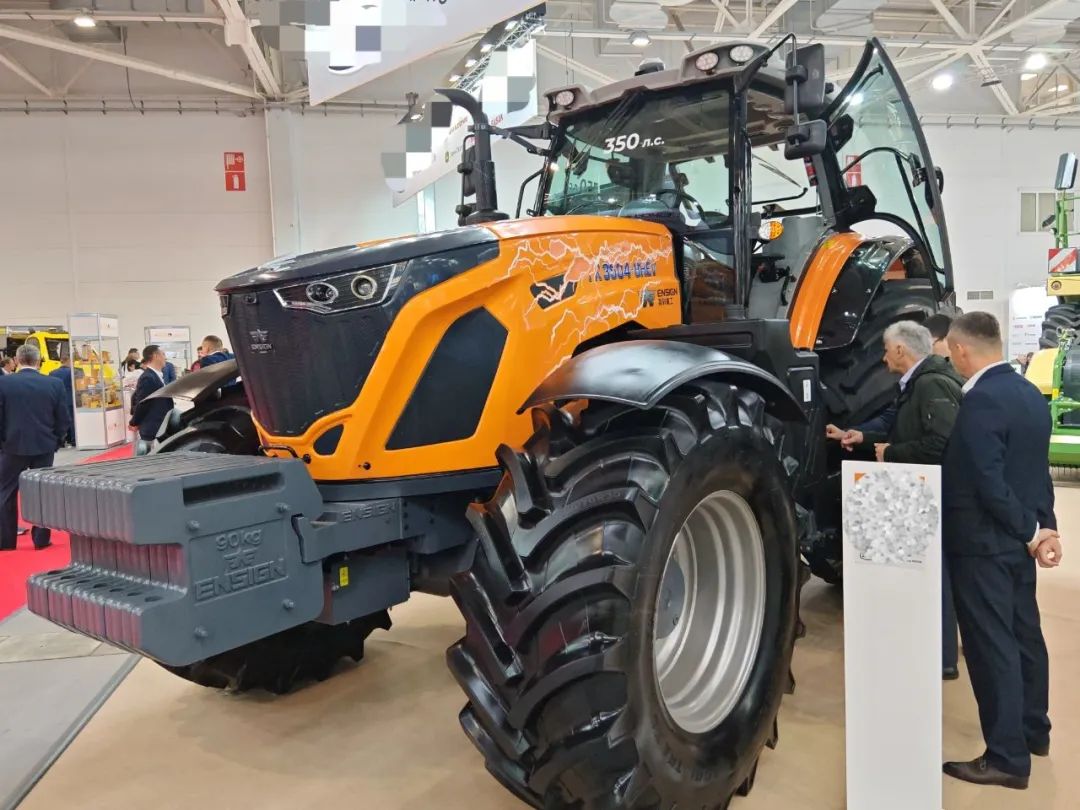 YX3504-8HEV agricultural tractor