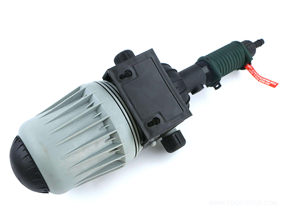 The proportion fertilizer syringe, automatic irrigation fluid pump and adjustable dosage