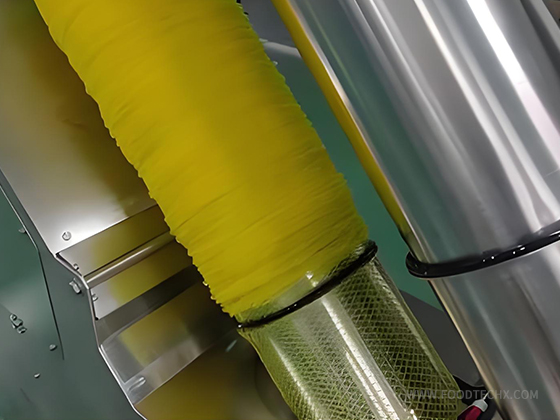 Auto-clipping machine