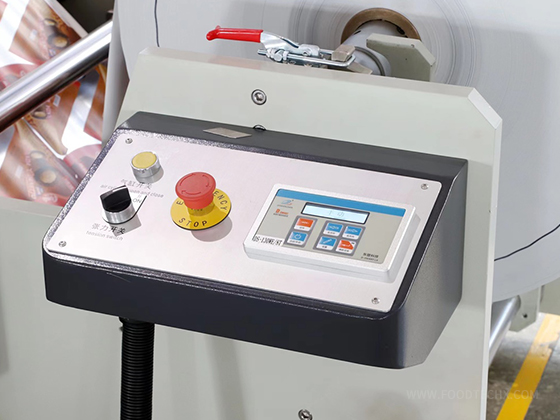 Flexographic printing machine