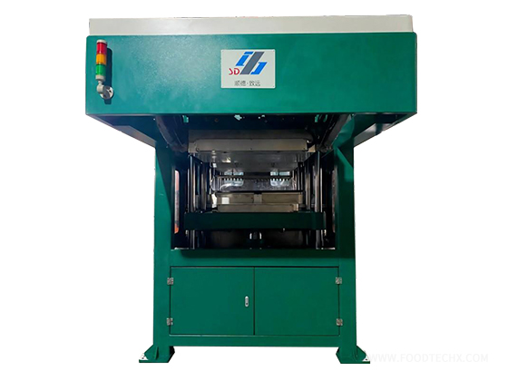 One water and one heat automaton