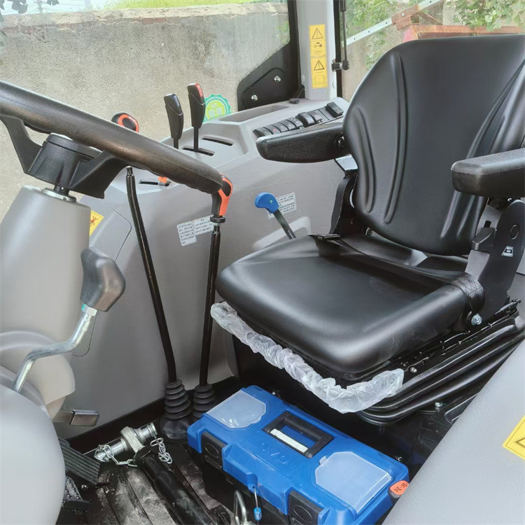 M1204-4X 4WD Flexible Operation Farm Tractor with Disc Harrow 120HP