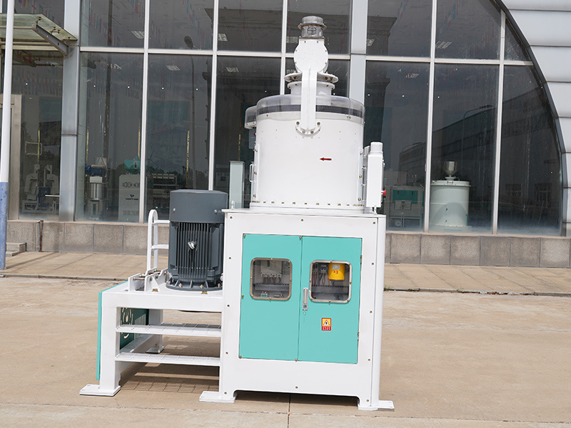 The YHT700 large-scale intelligent soybean peeling machine
