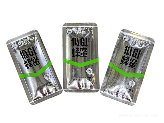 DC-686---High-speed Single-hand Opening/Squeezing Pouch Packaging Machine