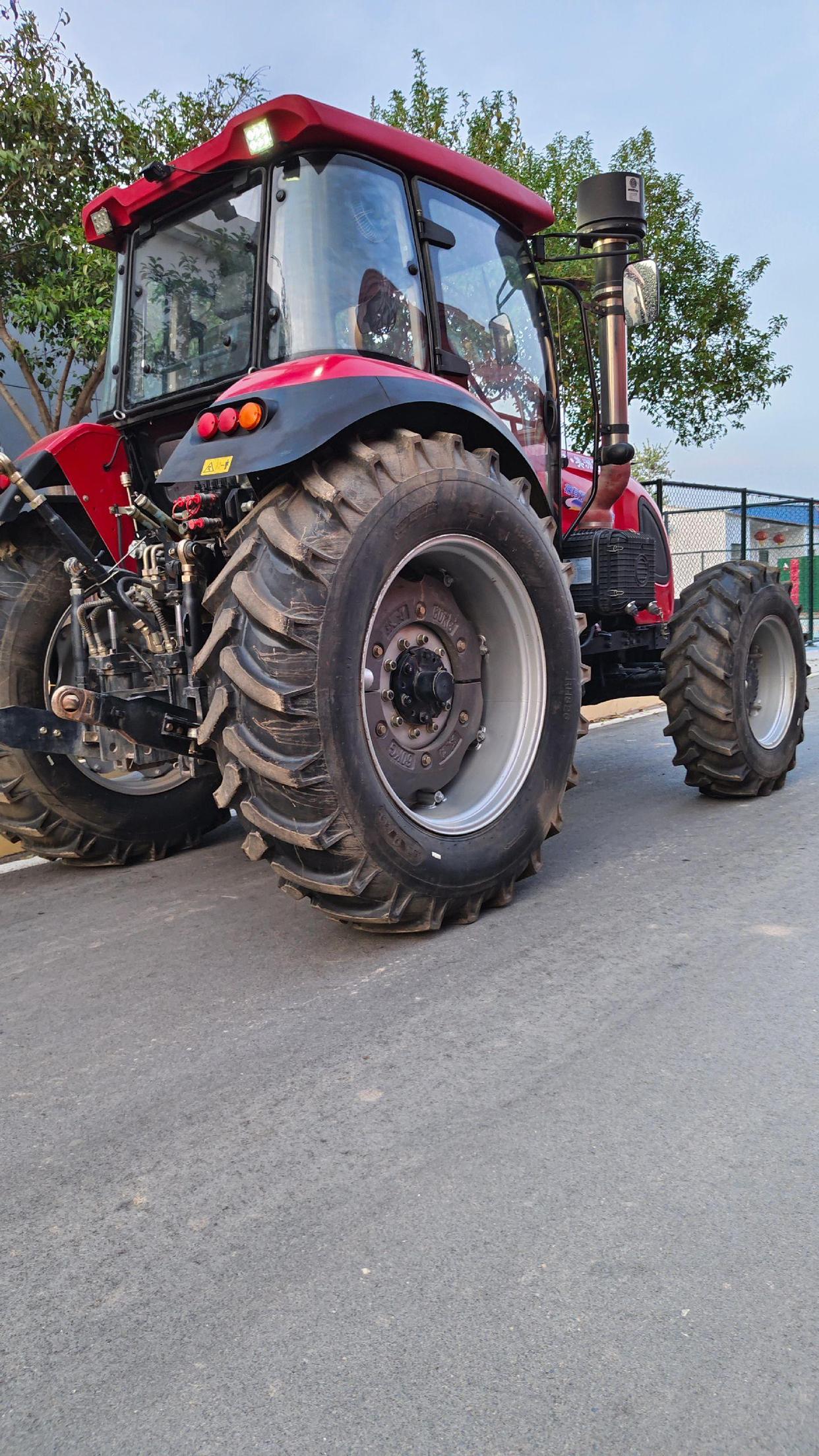 Large load capacity SHONLY wheel tractor SL1804