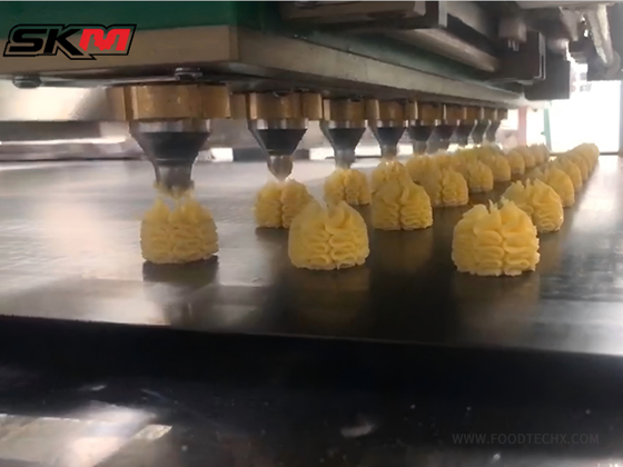 Cookie forming machine