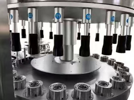 CY-GDP8---Dual-Label Positioning Rotary Labeling Machine