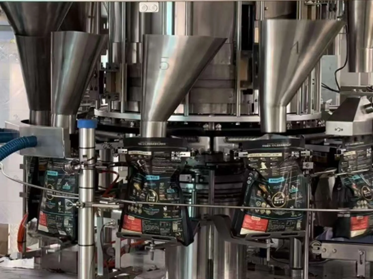 YL-R100---Premade Pouch Vacuum Packaging Machine
