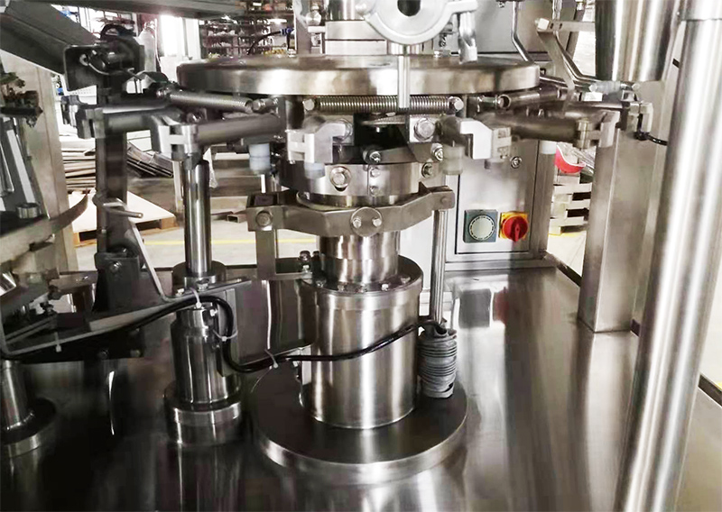 High-Speed Pre-made Bag Vacuum Packaging Machine YSZK-120