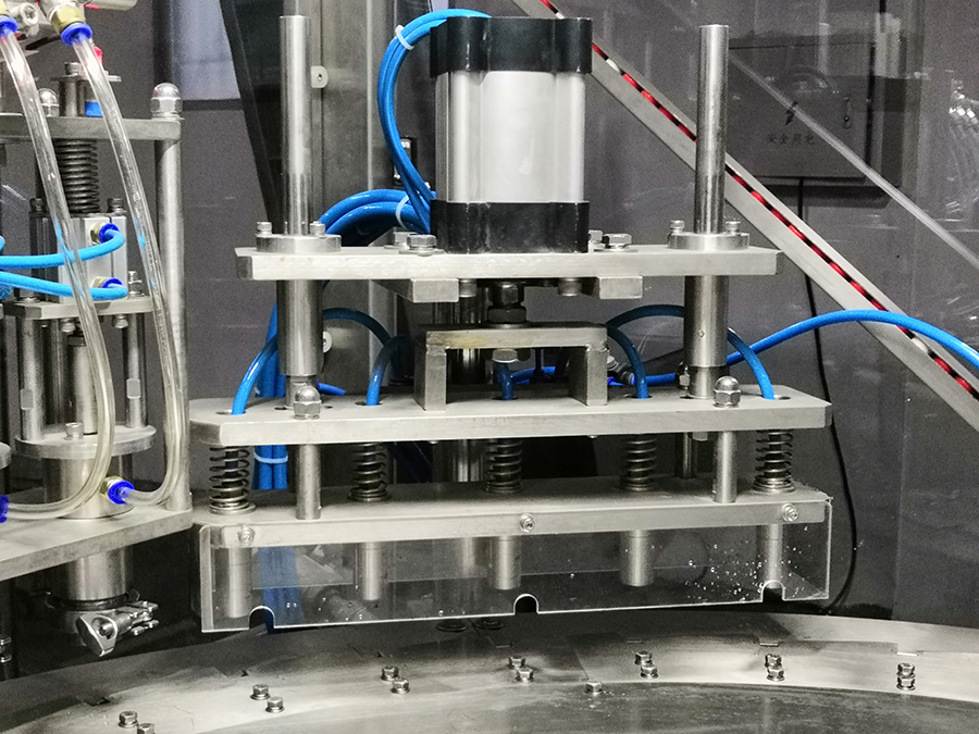 ZCX-5B Fully Automatic Filling and Capping Machine